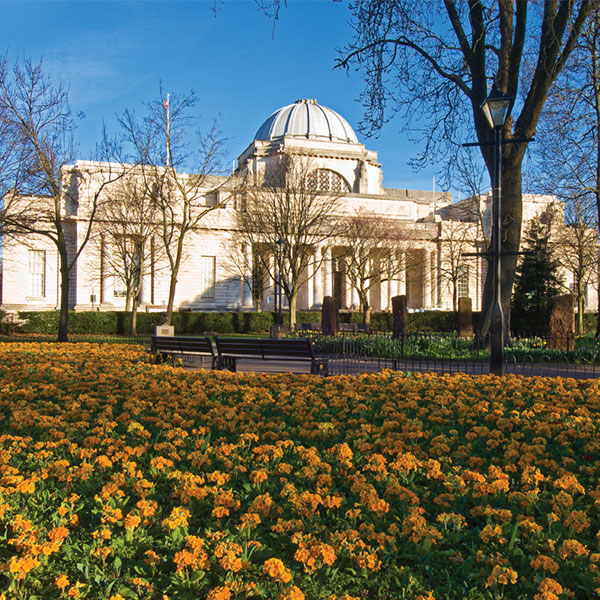 city_hall_flowers